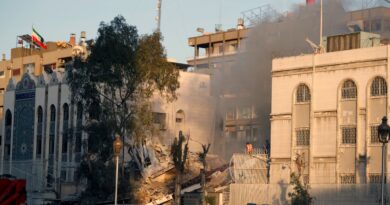 Israel bombardea y destroza el consulado de Irán en la capital de Siria: hay al menos ocho muertos entre ellos un importante general
