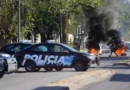 Después de casi tres días de tensión, Pullaro firmó un decreto con aumentos para la Policía de Santa Fe y levantaron la protesta en Rosario